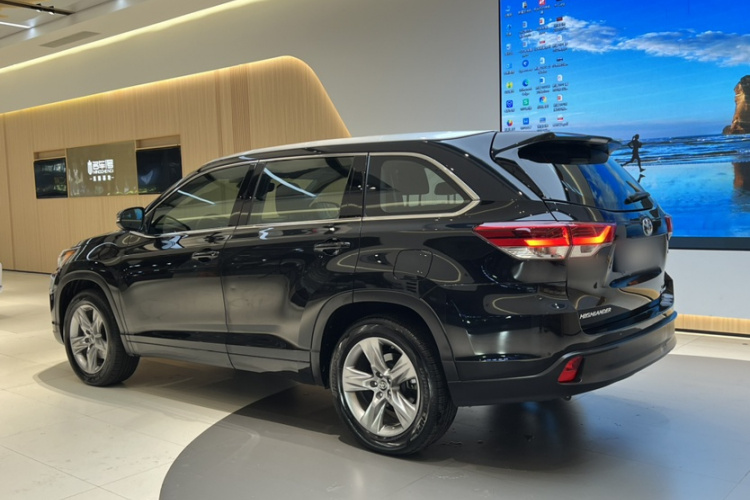 丰田 汉兰达 2021款 2.0T 四驱豪华版 7座车身外观6007