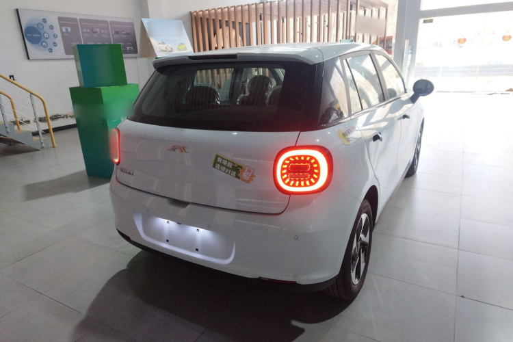 江淮钇为 钇为3 2024款 挚爱版 405km Lite车身外观7