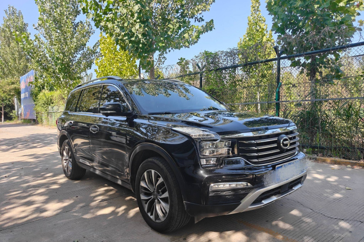 广汽传祺 传祺GS8 2017款 320T 两驱豪华智联版（七座）车身外观6004