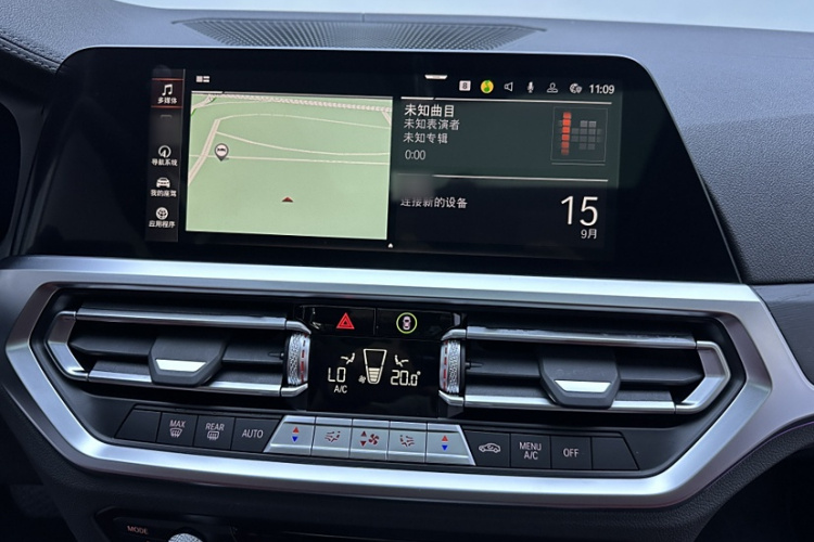 宝马4系 2022款 425i Gran Coupe M运动套装中控内饰7005