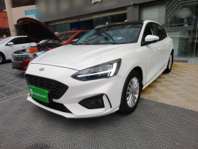 福特 福克斯 2020款 三厢 EcoBoost 180 自动锋潮型