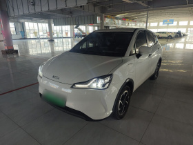 哪吒汽车 哪吒V 2021款 长续航娱乐版升级型