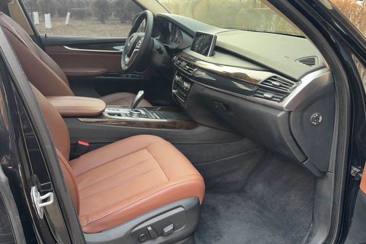 宝马X5(进口) 2014款 xDrive35i 典雅型局部细节9003