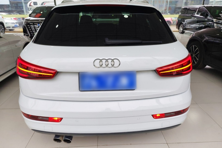 奥迪Q3 2018款 30周年年型 30 TFSI 时尚型车身外观6