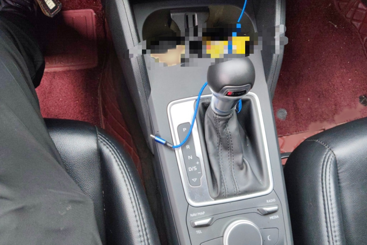 奥迪Q2L 2020款 35 TFSI 进取动感型局部细节18