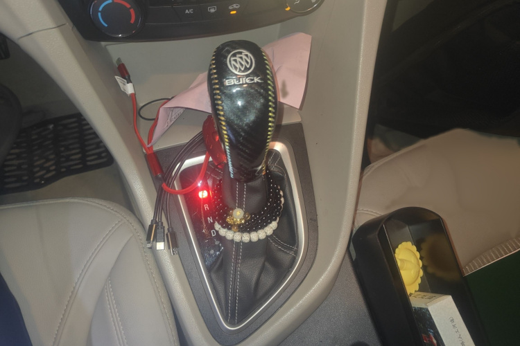 别克 英朗 2016款 18T 双离合精英型局部细节18