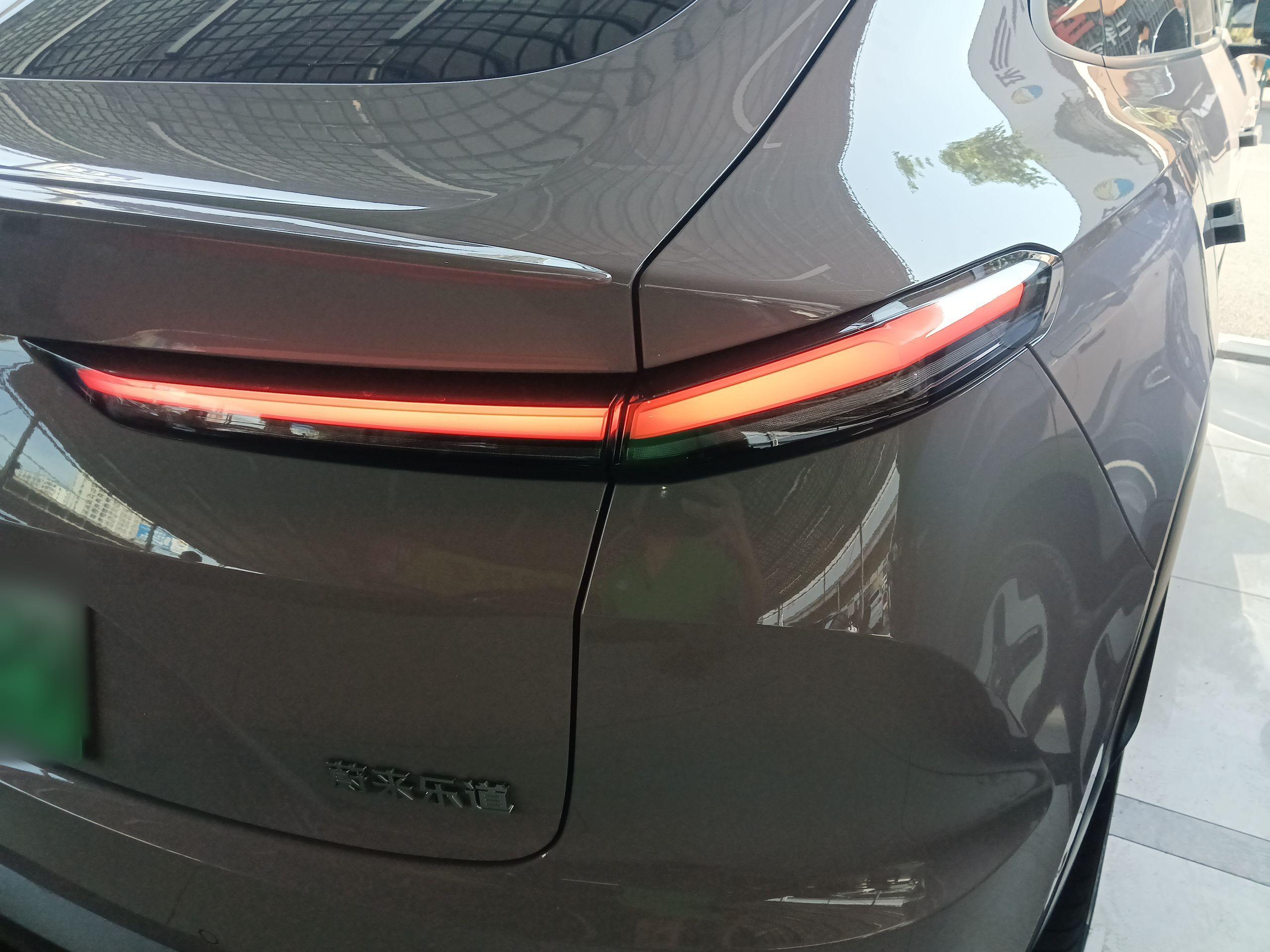 乐道L60 2024款  60kwh 后驱版