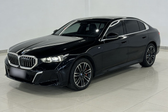 宝马5系 2024款 530Li 领先型 M运动套装