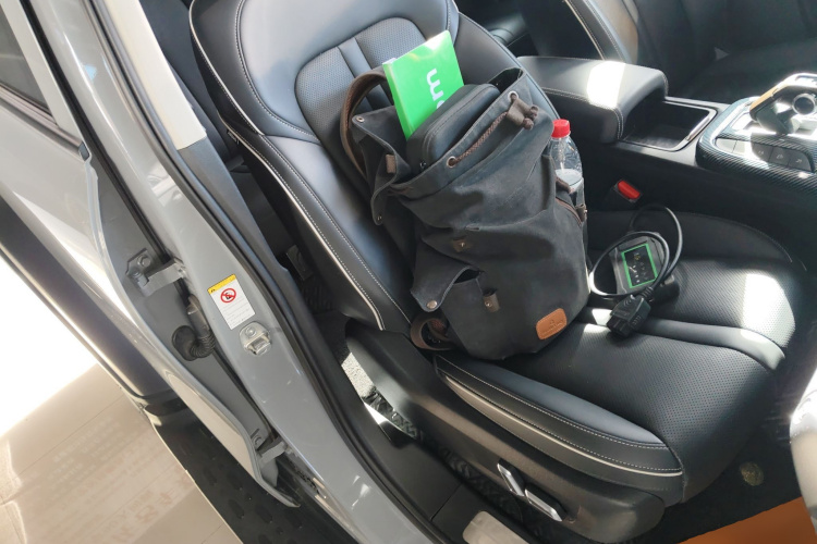 坦克300 2021款 越野版 2.0T 征服者局部细节41