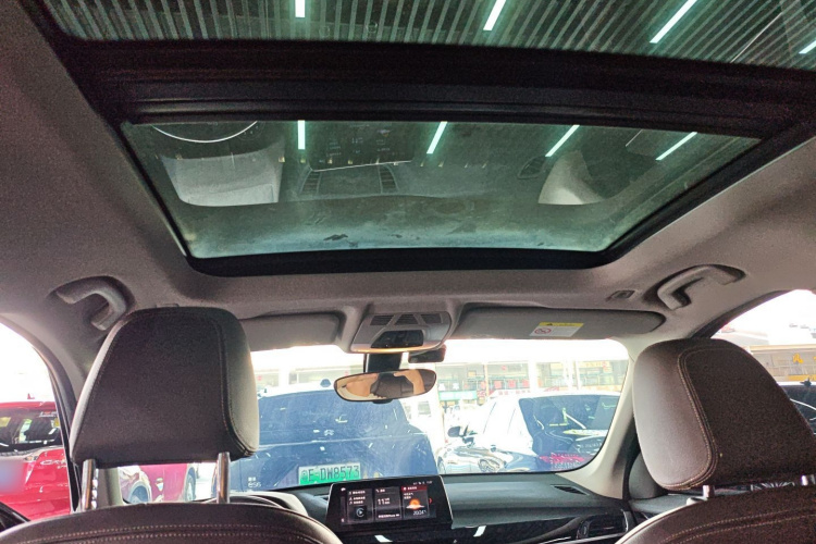 宝马X1 2022款 sDrive25Li 领先型中控内饰22