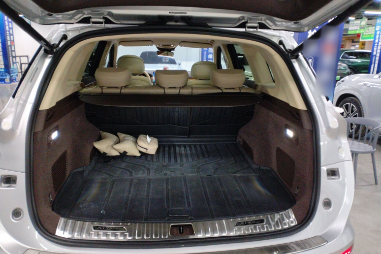 鸿蒙智行 问界M7 2024款 1.5T 智驾四驱Max版 5座局部细节23