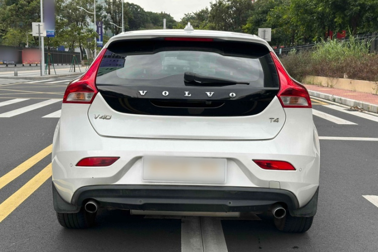 沃尔沃V40 2016款 T4 智雅版车身外观6002