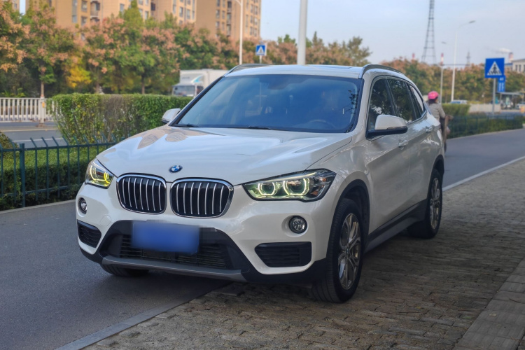 宝马X1 2019款 sDrive20Li 领先型车身外观6003