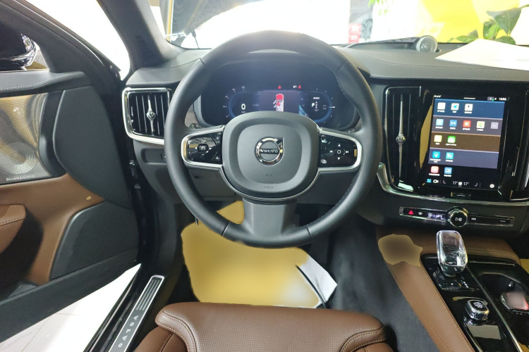 沃尔沃S90新能源 2024款 插电式混动 四驱长续航智雅豪华版局部细节13