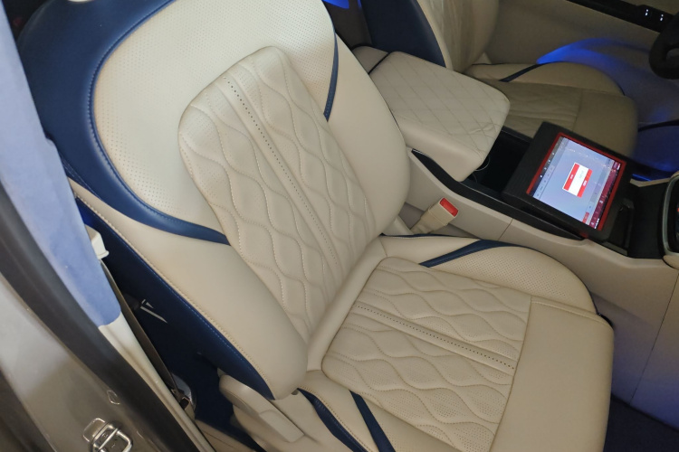 别克GL8 2021款 ES陆尊 653T 舒适型局部细节41