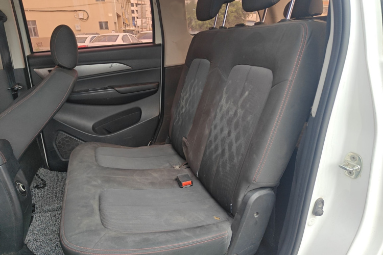 长安凯程 长安睿行S50 2017款 1.5L 手动舒适型 国V中控内饰7004