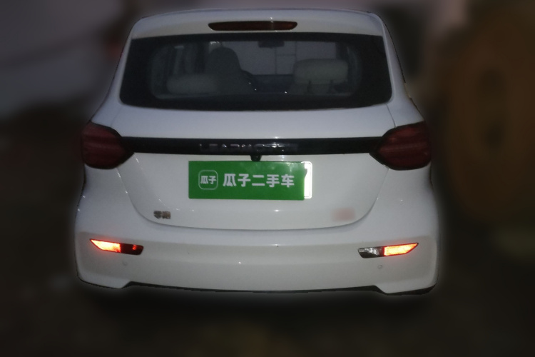 零跑汽车 零跑T03 2023款 403轻享版车身外观6