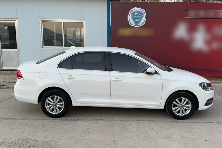 大众 桑塔纳 2019款 1.5L 自动风尚版 国VI车身外观6002