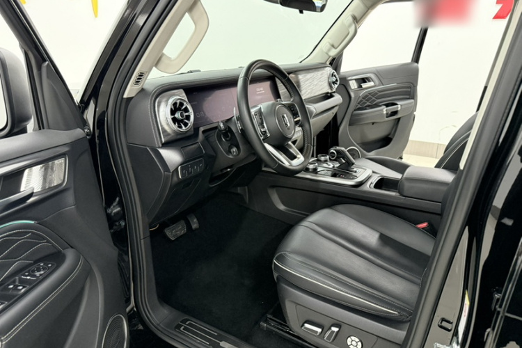 坦克300 2024款 2.0T 征服者局部细节19