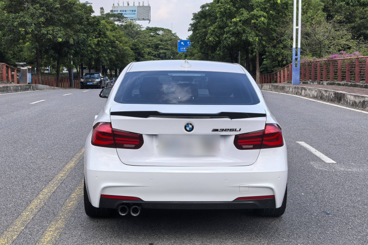 宝马3系 2019款 320Li M运动曜夜版车身外观6010