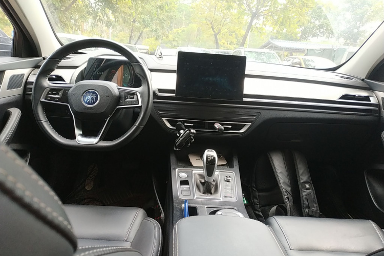 比亚迪 秦Pro 2020款 超越版 1.5TI 自动旗舰型中控内饰12