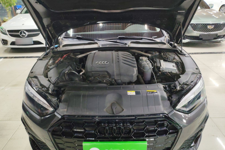 奥迪A5 2021款 Sportback 40 TFSI quattro 豪华致雅型机舱底盘24