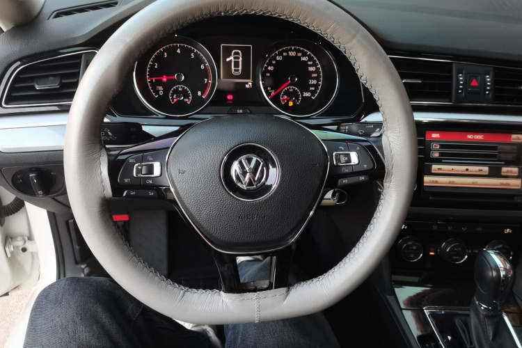 大众 凌渡 2015款 330TSI DSG舒适版局部细节13