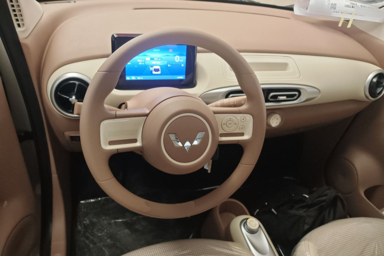 五菱汽车 宏光MINIEV 2025款 四门版 进阶款中控内饰13