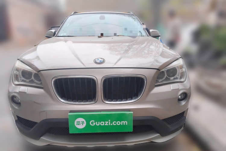 宝马X1 2015款 sDrive18i 领先晋级版车身外观2