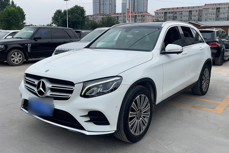 奔驰GLC 2017款 GLC 260 4MATIC 动感型车身外观1