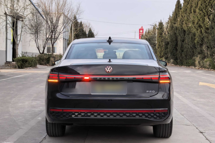 大众 帕萨特 2025款 Pro 380TSI 星空龙运版车身外观6004