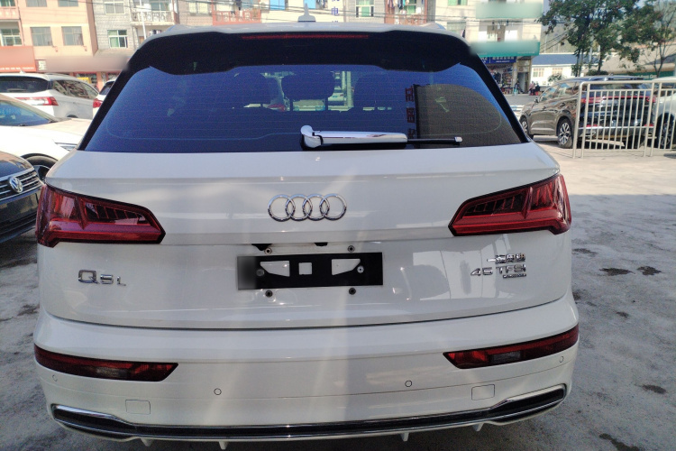 奥迪Q5L 2018款 40 TFSI 荣享时尚型 国V车身外观6