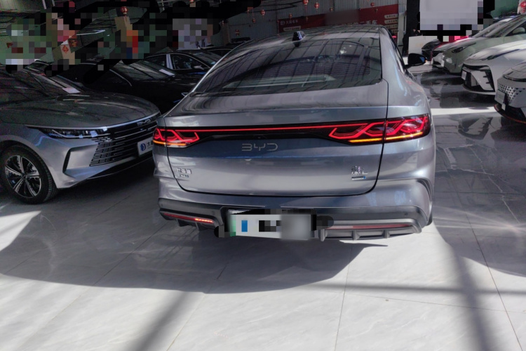 比亚迪 秦L 2025款 DM-i 智驾版 120KM超越型车身外观6