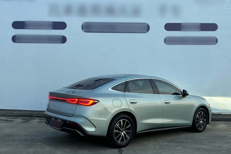 比亚迪 海豹06新能源 2024款 DM-i 120KM尊荣型车身外观6004