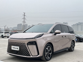 上汽大通MAXUS 大通G70 2024款 2.0T 自动旗舰版 7座