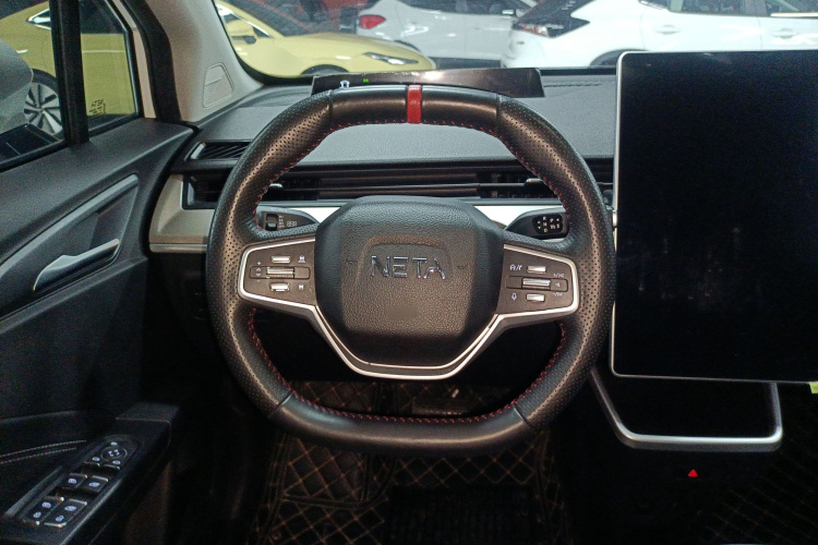 哪吒汽车 哪吒V 2022款 Pro 长续航智享版局部细节13