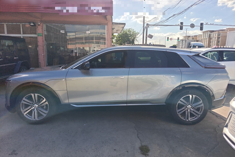 凯迪拉克 IQ锐歌 2022款 后驱长续航尊贵版车身外观6003