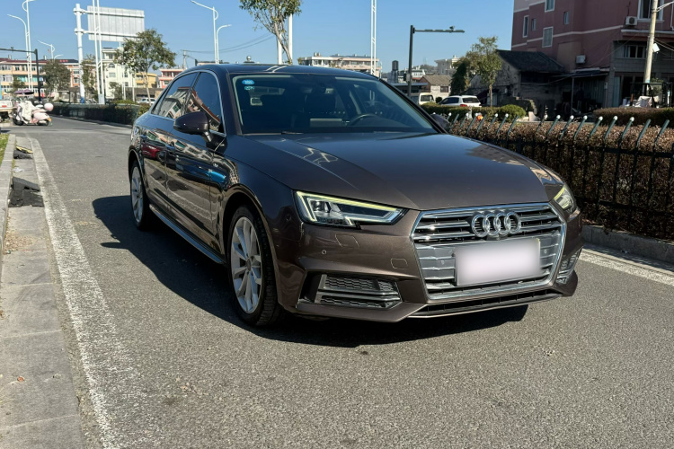 奥迪A4L 2018款 30周年年型 40 TFSI 时尚型车身外观3