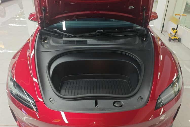 特斯拉 Model 3 2025款 高性能全轮驱动版局部细节24