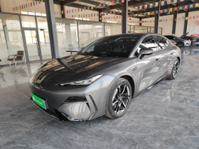 吉利银河 银河E8 2024款 550km 后驱龙腾版