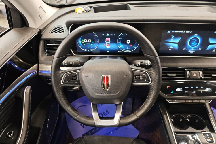 红旗HS5 2022款 改款 2.0T 智联旗享版中控内饰13