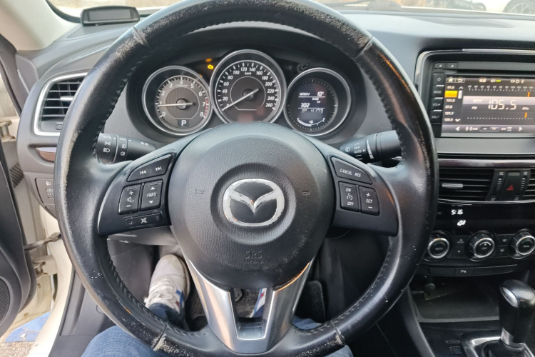 马自达 阿特兹 2014款 2.0L 蓝天豪华版中控内饰13