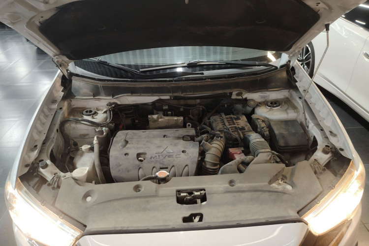 三菱 劲炫ASX 2018款 2.0L CVT两驱尊享版局部细节24