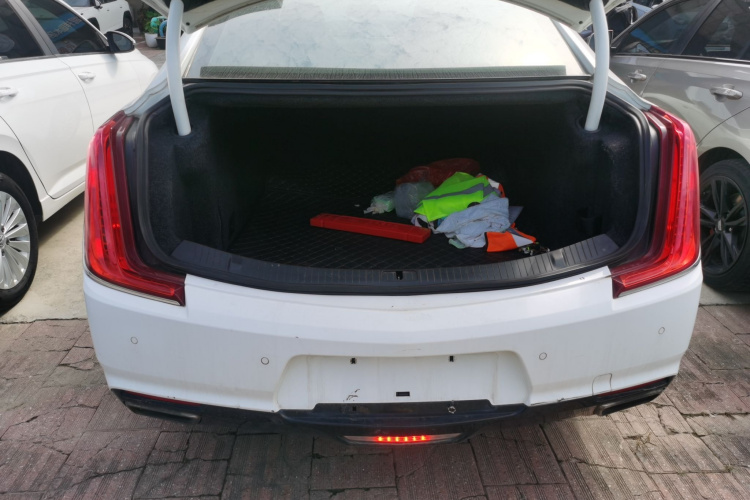 凯迪拉克XTS 2018款 28T 技术型机舱底盘23