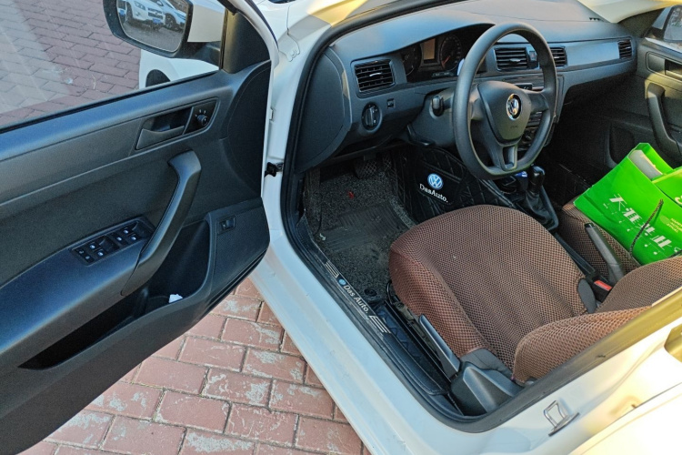 大众 桑塔纳 2019款 1.5L 自动风尚版 国VI中控内饰20