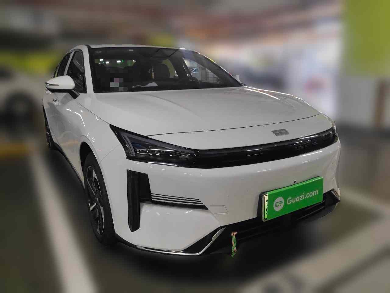 吉利银河 银河L6 2025款 EM-i 140km 探索+版(3)
