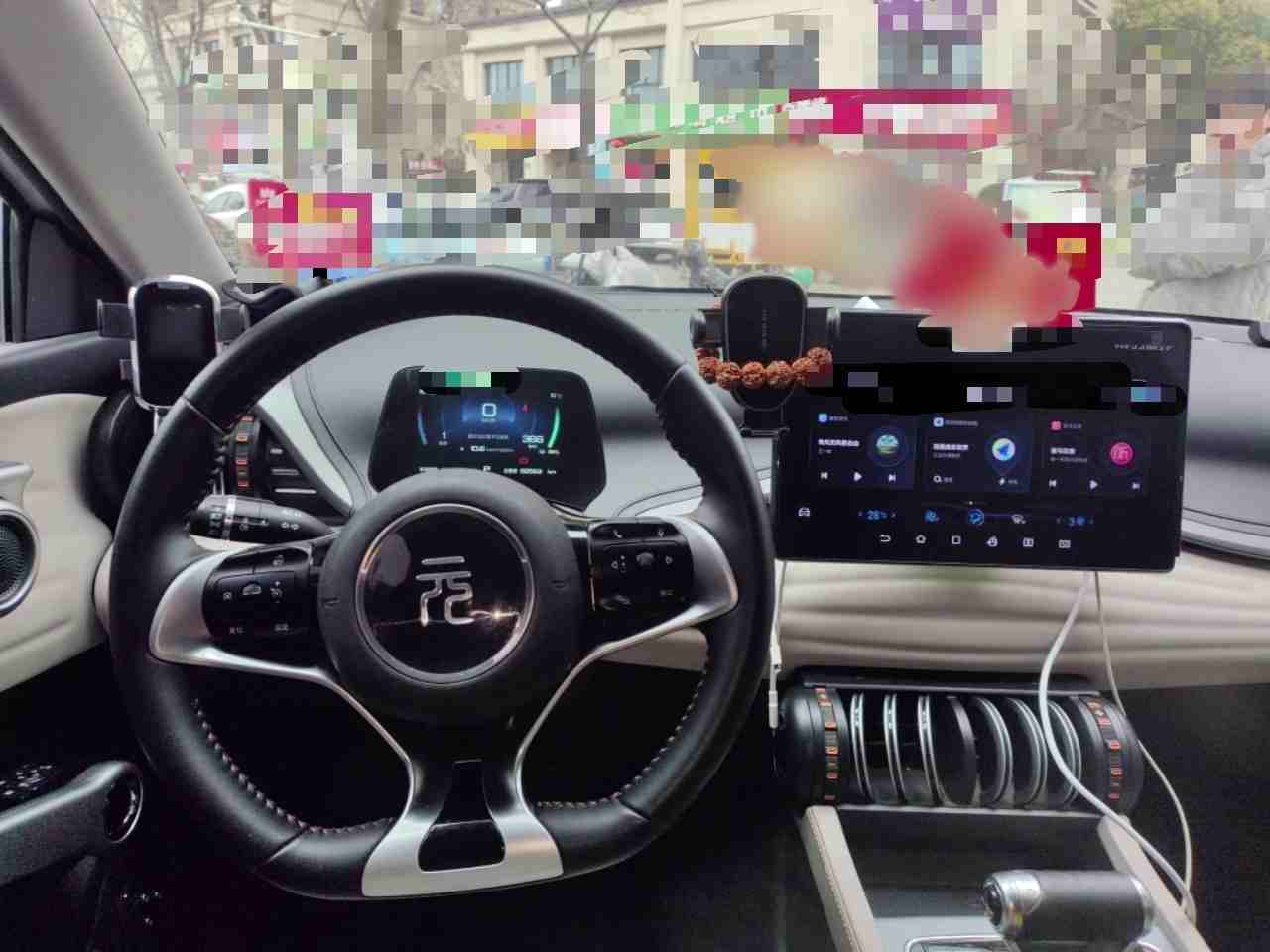 车辆方向盘状态实拍