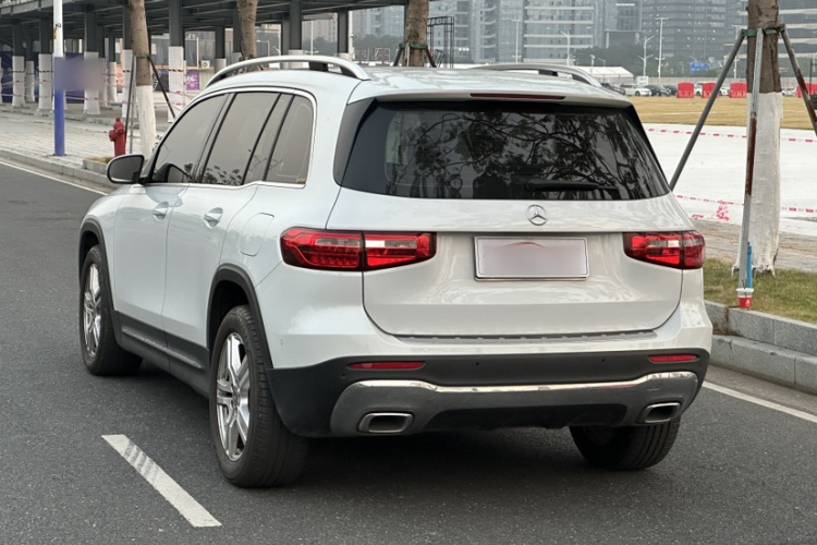 奔驰GLB 2020款 GLB 180 时尚型车身外观6006