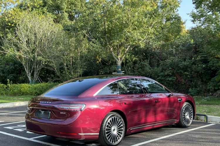 鸿蒙智行 享界S9 2025款 增程 Ultra车身外观6004