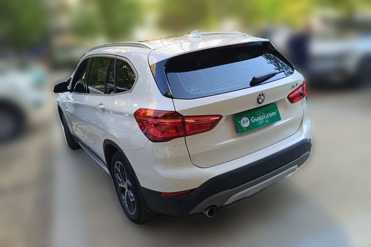 宝马X1 2018款 sDrive18Li 尊享型车身外观6003